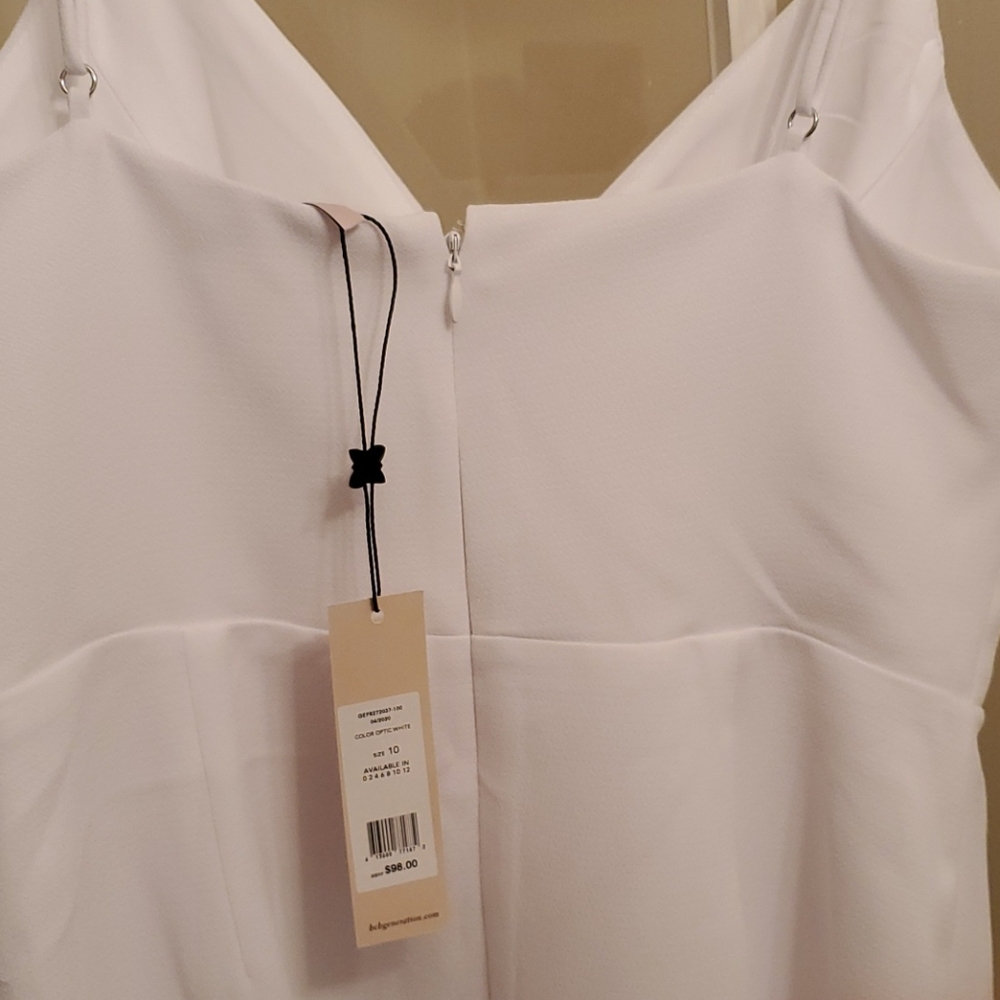 Dresses - Picture 4 of 6